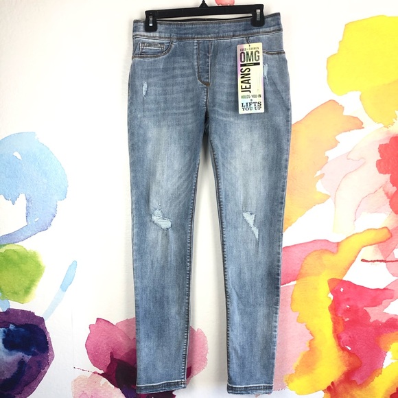 Coco + Carmen Light Denim Distressed - Picture 3 of 7